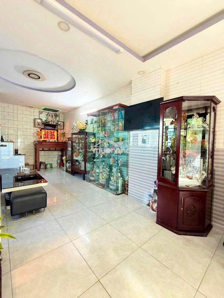 Đường nhựa 10m có lề - 68m2 vuông vức ko lg, quận 11 giảm 3 tỷ - Ảnh 3