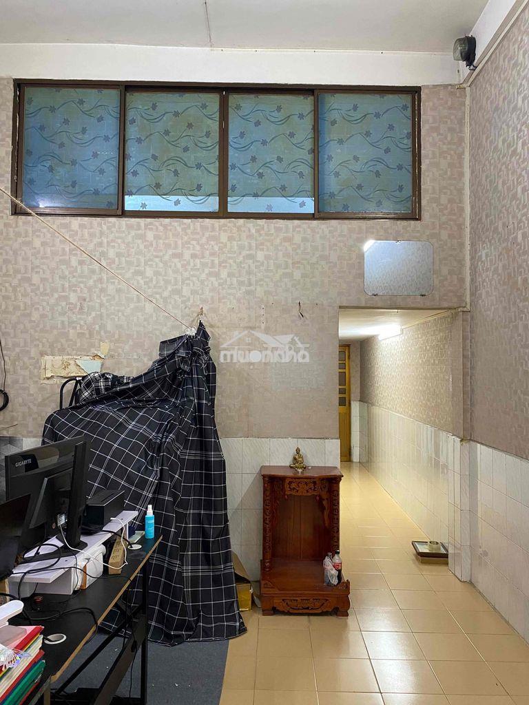 Chung cư lầu 1 - 173a phùng hưng 2pn 1wc sẵn 2 máy lạnh - Ảnh 3