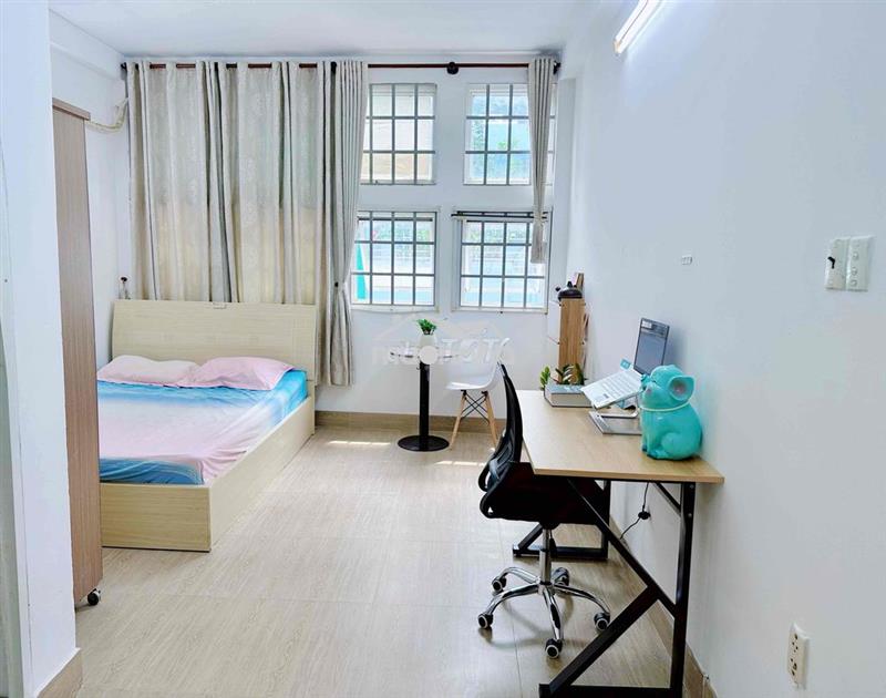 Phòng full nội thất 25m2 ngay trung tâm quận 1