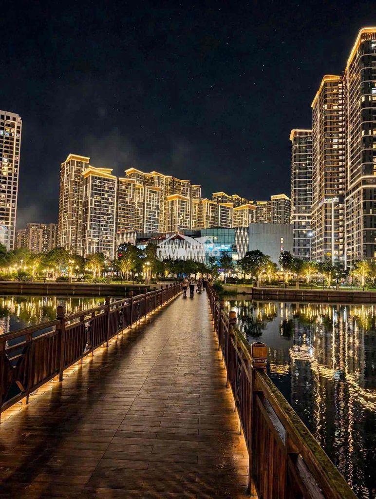 Mình chính chủ cần bán gấp 2pn2wc view rất đẹp