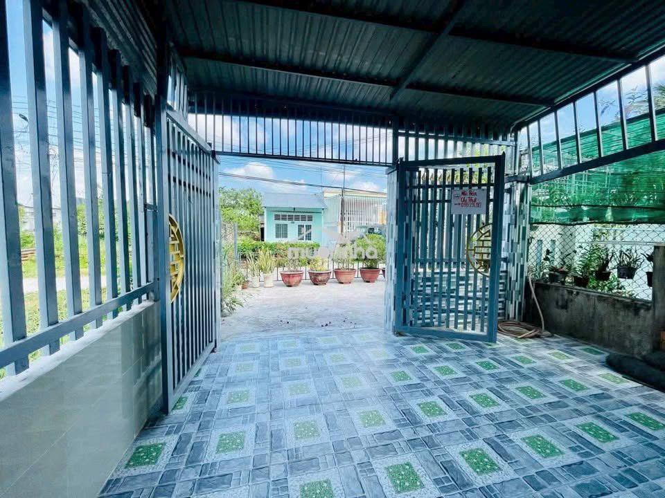 Nợ dí !bán căn nhà cấp 4 ở đ. số 28- tân thông hội 124m2 shr giá 950tr - Ảnh 4