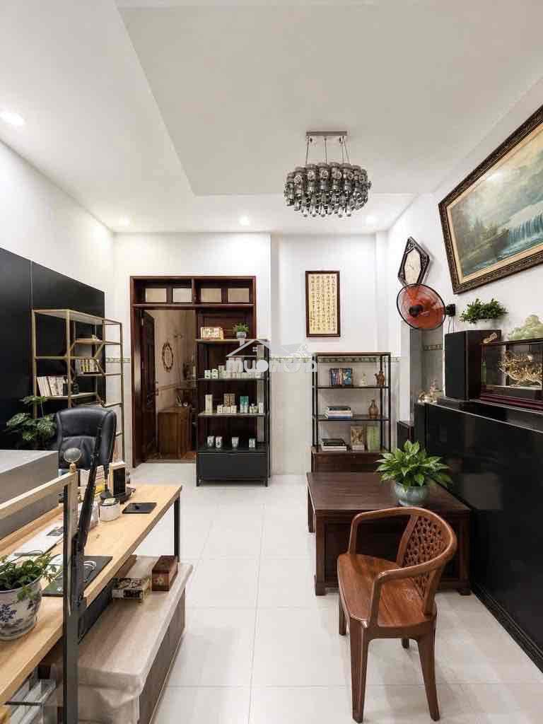 519/57 âu cơ chính chủ,hẻm 5m có 4 tầng đúc thật 6.3ty