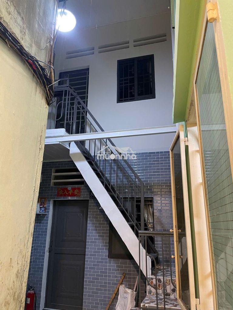 Phòng trọ quận 1 cô bắc. giá 4.800.000đ có ban công rộng giá rẻ - Ảnh 4