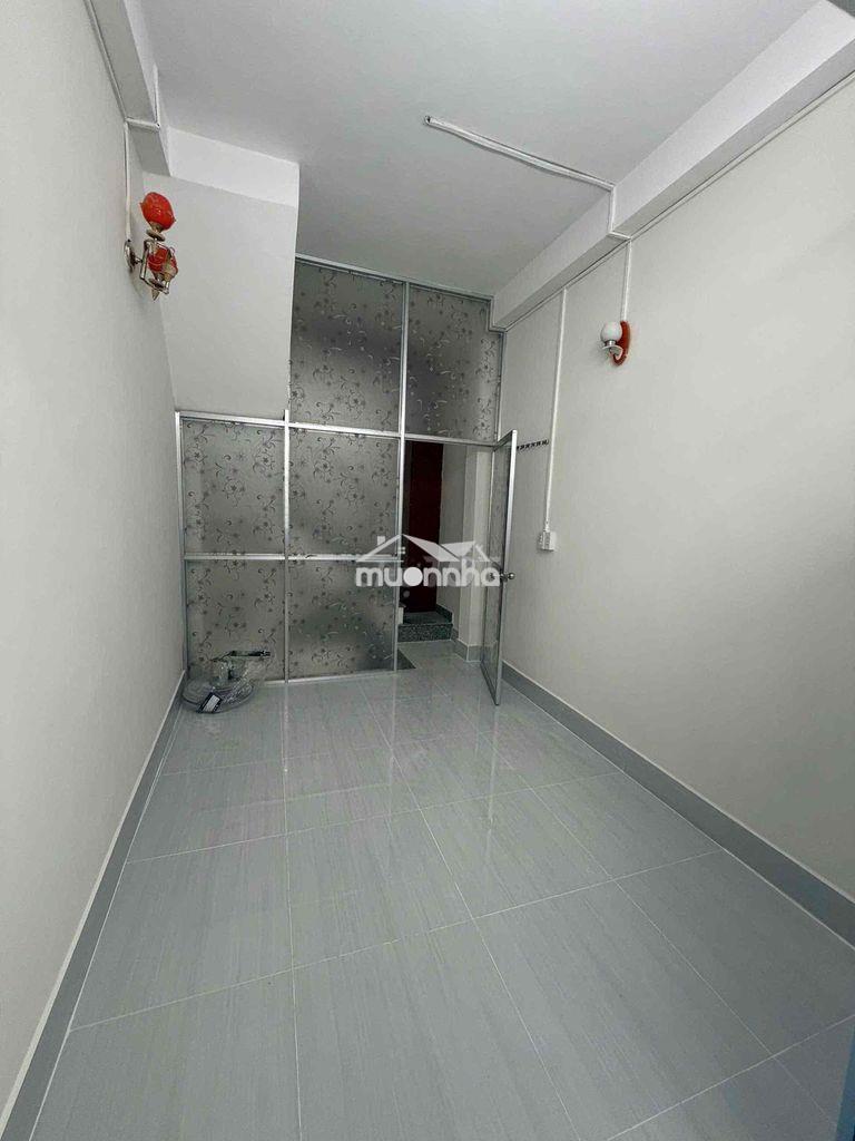 Bán nhà trung tâm q10 3 tầng btct chỉ nhỉnh 3tỷ - Ảnh 4