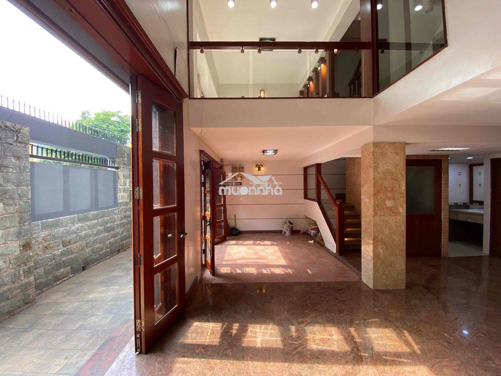 Nhà đẹp 8x12m 5pn cho thuê làm vpct - Ảnh 4