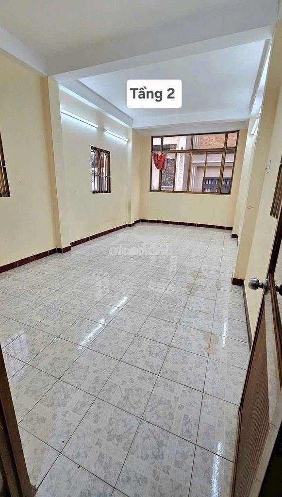 Nhà đẹp giá rẻ - vị trí trung tâm - 3pn, 3wc - 11tr - Ảnh 4