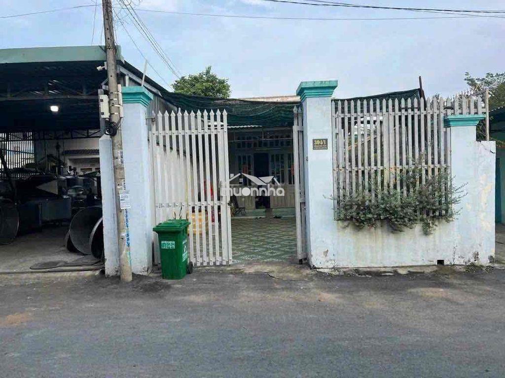 Bán gấp nhà full 211m2 thổ cư - Ảnh 2