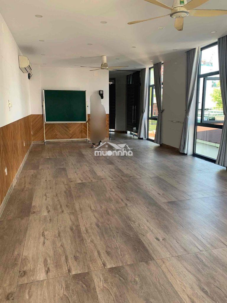 Cho thuê văn phòng 75m² | gần vincom lê văn việt | sàn trống thoáng đẹ