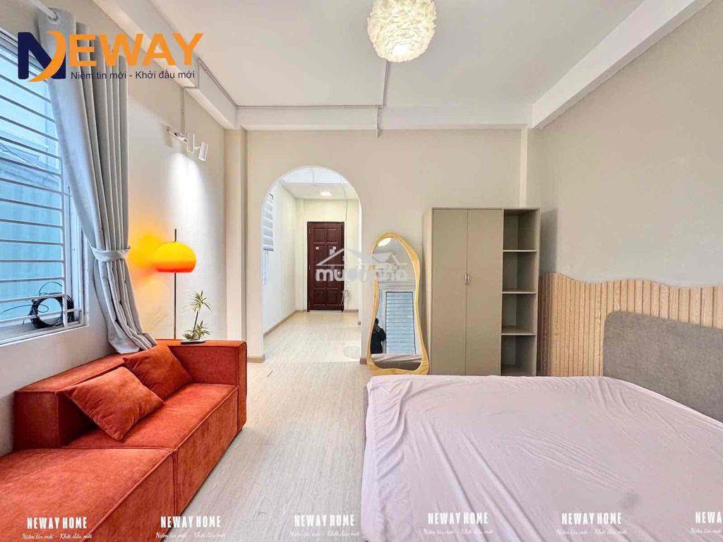 Căn hộ 1 phòng ngủ ban công mặt tiền đường sát ulaw gần cầu khánh hội - Ảnh 2