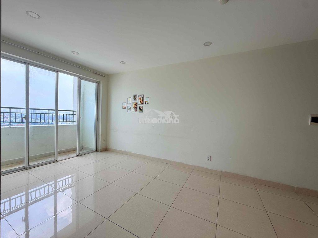 Căn góc 3pn có máy lạnh, rèm. giá thuê 8,5 triệu. trống sẵn! - Ảnh 4