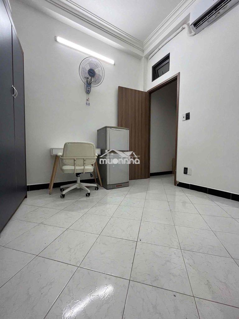 Studio đi bộ qua ueh cơ sở b - Ảnh 4