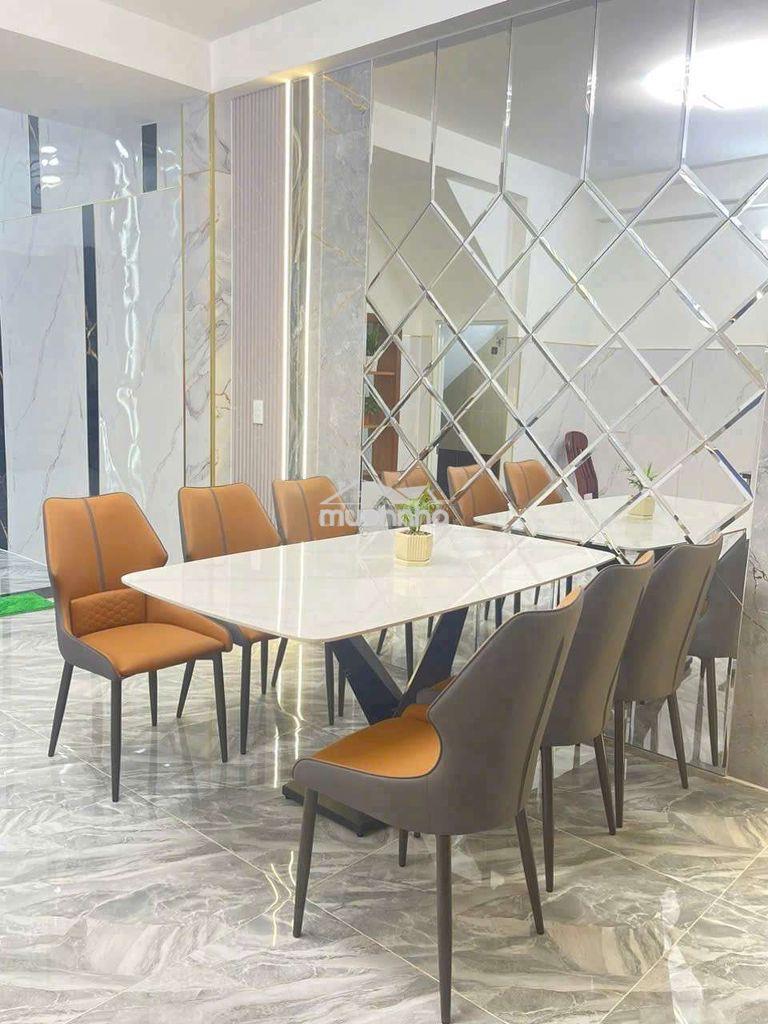 Cho thuê nhà mới
dt 4x16 -3pn -2wc hẻm ba gác
gần chợ đầu mối - Ảnh 2