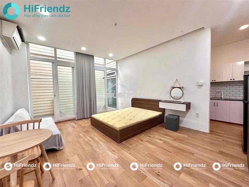 Căn hộ tách bếp diện tích rộng gần bến xe quận 8 tiện đi trung tâm