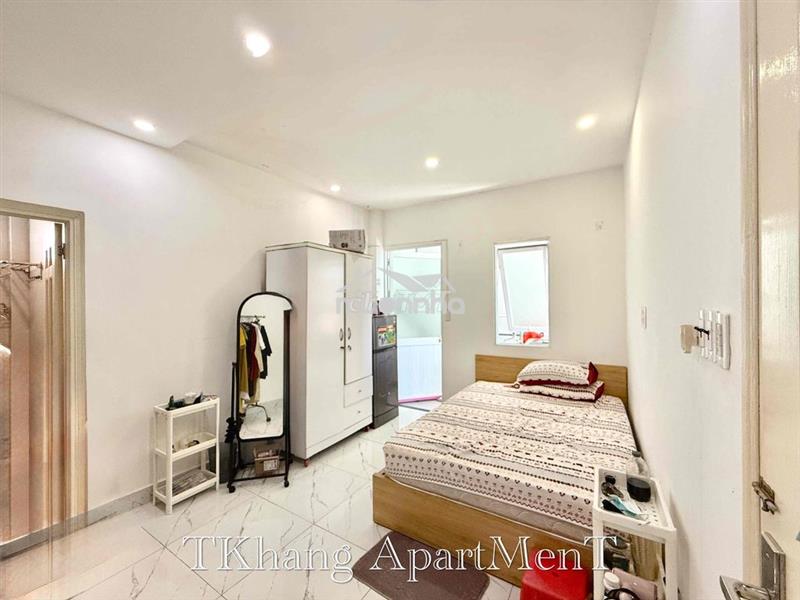 Cho thuê căn hộ tách bếp máy giặt riêng rộng 25m2 ngay cầu vượt 3/2