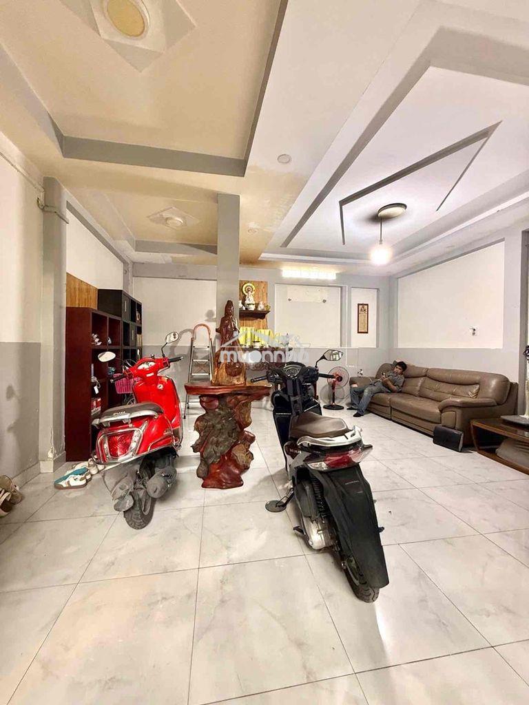 🔥🔥 🔥🔥Nhà luỹ bán bích 1/  sát mặt tiền - 3tầng btct 9x10 90m2 chỉ 8ty