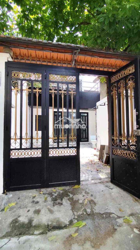 Dt : 4 x 21m. hẽm 8m đường minh phụng.