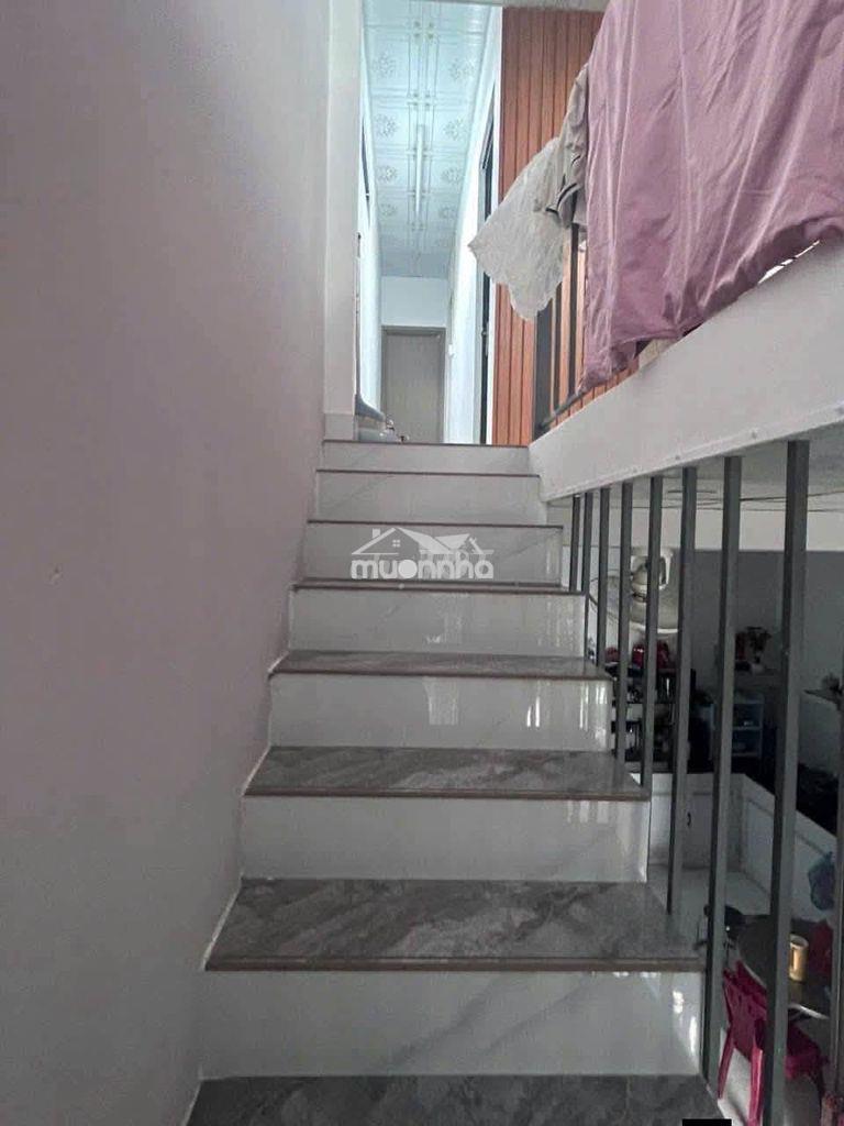 Bán căn nhà 1 trệt 1 lửng ở tân thông hộ-củ chi dt:100m2 shr giá 900tr - Ảnh 3