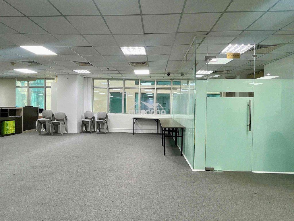 Văn phòng 250m2 lầu 3 sàn trước toà nhà q.1 - Ảnh 4